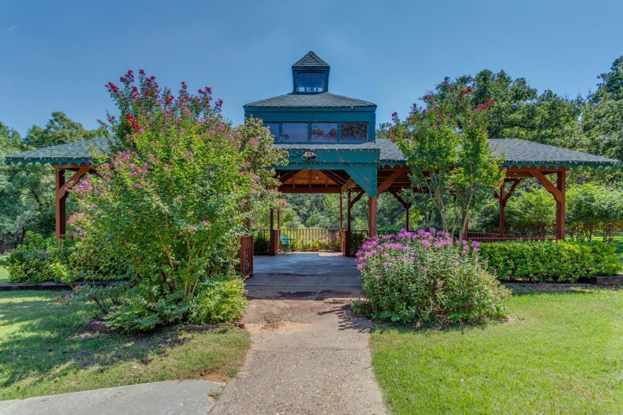 The Whispering Pines Inn Норман Экстерьер фото